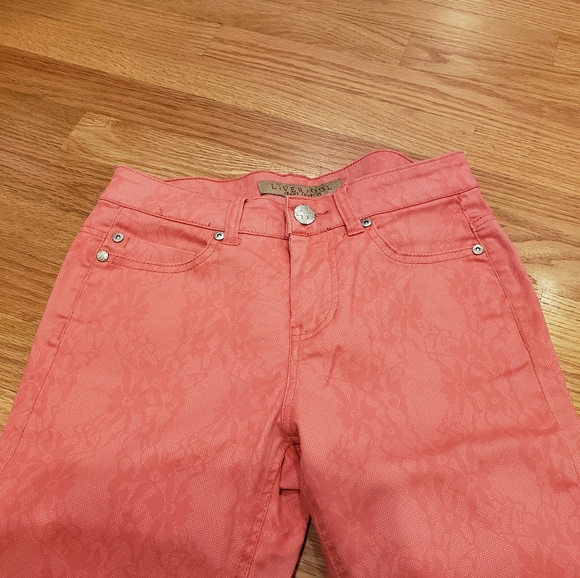 Liverpool Jeans Company Pink Short Capri Pants - Picture 5 of 11
